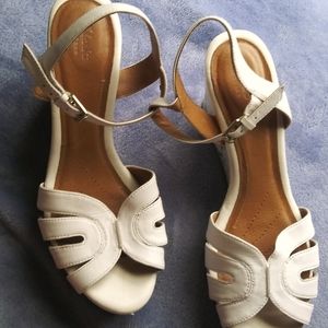 Clark's lady sandles